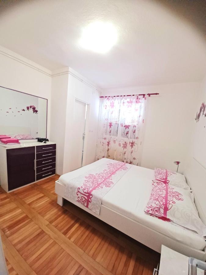 Apartment Eva Макарска Экстерьер фото